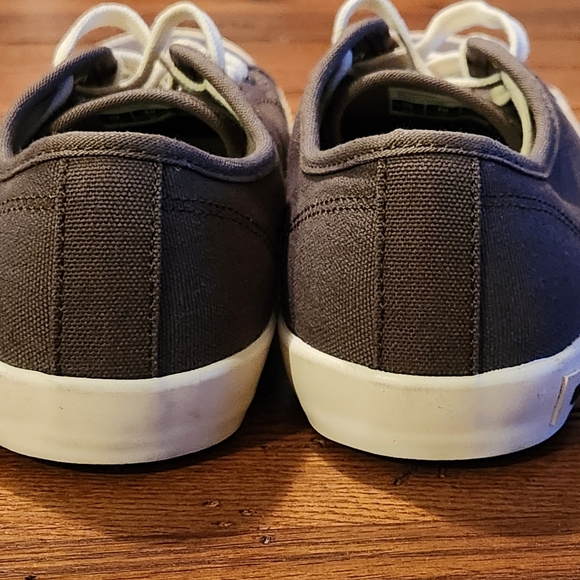 NWOT SeaVees Monterey Original Sneaker Size 5.5 Color Olive green - Picture 5 of 10